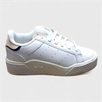 נעלי ADIDAS דגם AD12