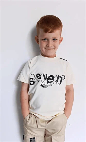 חולצת טי-שירט A-SEVEN שמנת