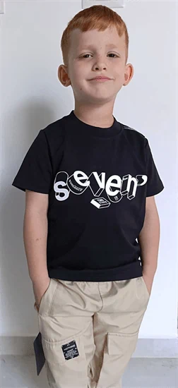 חולצת טי-שירט A-SEVEN שחור